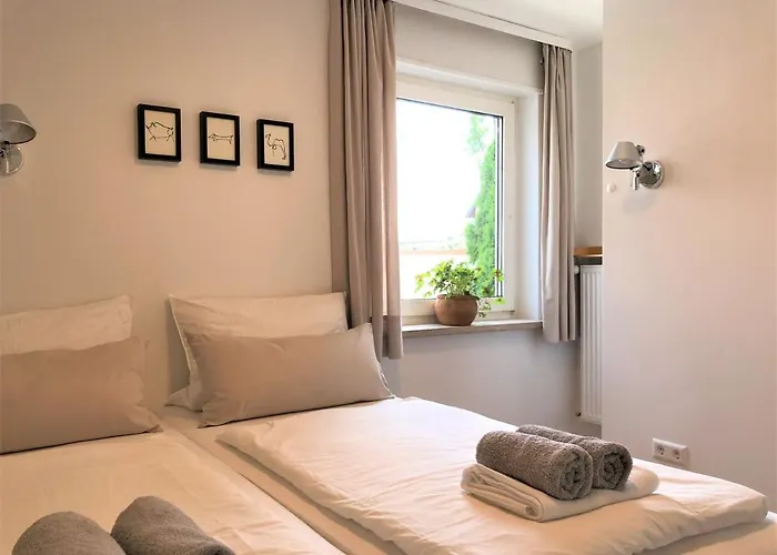 아파트 Urbanapartments - Mit Kueche & Parkplatz *