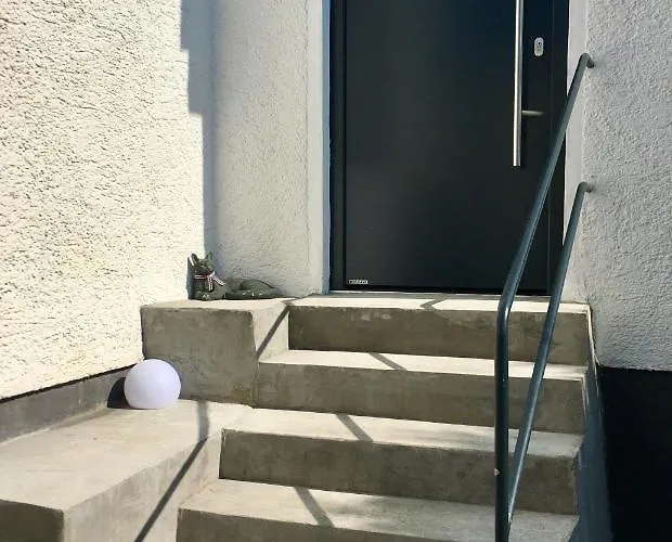아파트 Urbanapartments - Mit Kueche & Parkplatz *