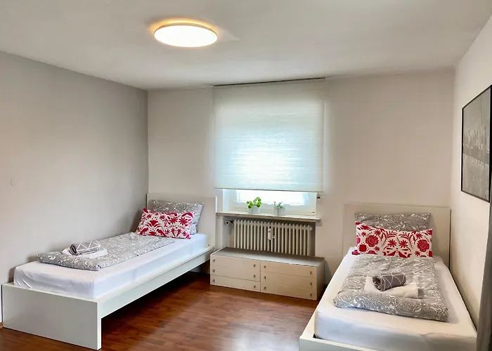 Urbanapartments - Mit Kueche & Parkplatz 아파트 메밍겐