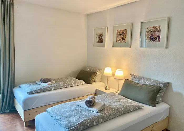 Urbanapartments - Mit Kueche & Parkplatz 아파트 메밍겐